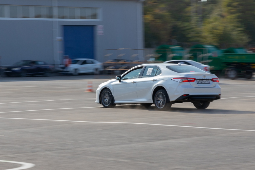 День автомобилиста и сервисного механика 2023