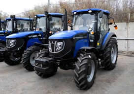 Колесный трактор Агромаш-L TD904