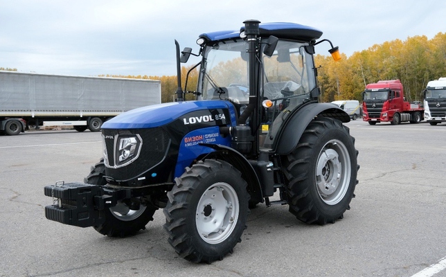 Колесный трактор Lovol 854