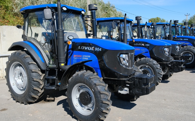 Колесный трактор Lovol 904