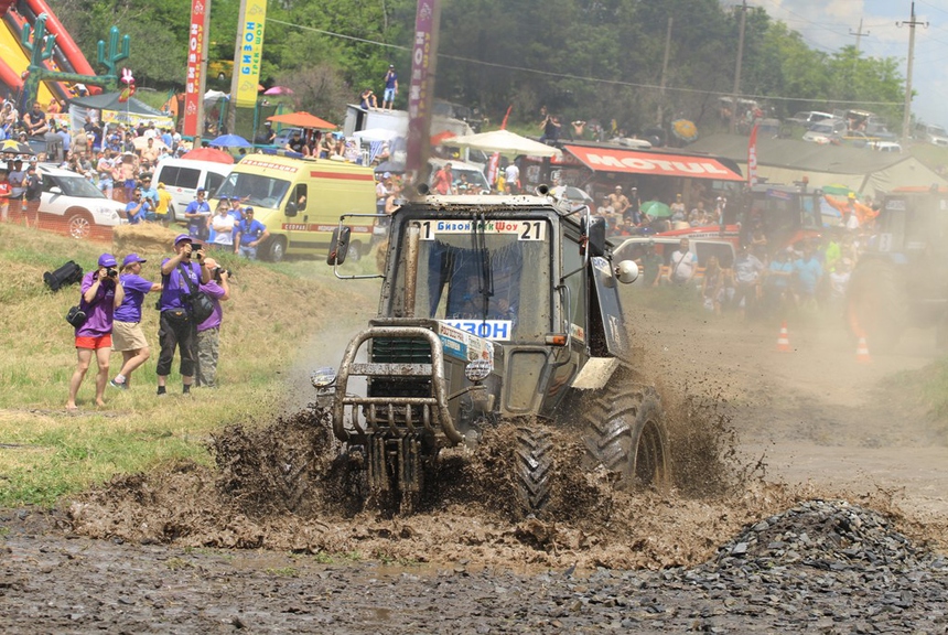 Bizon Track-Show 2016